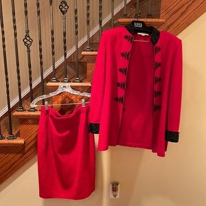 St Johns 2 piece knit skirt set